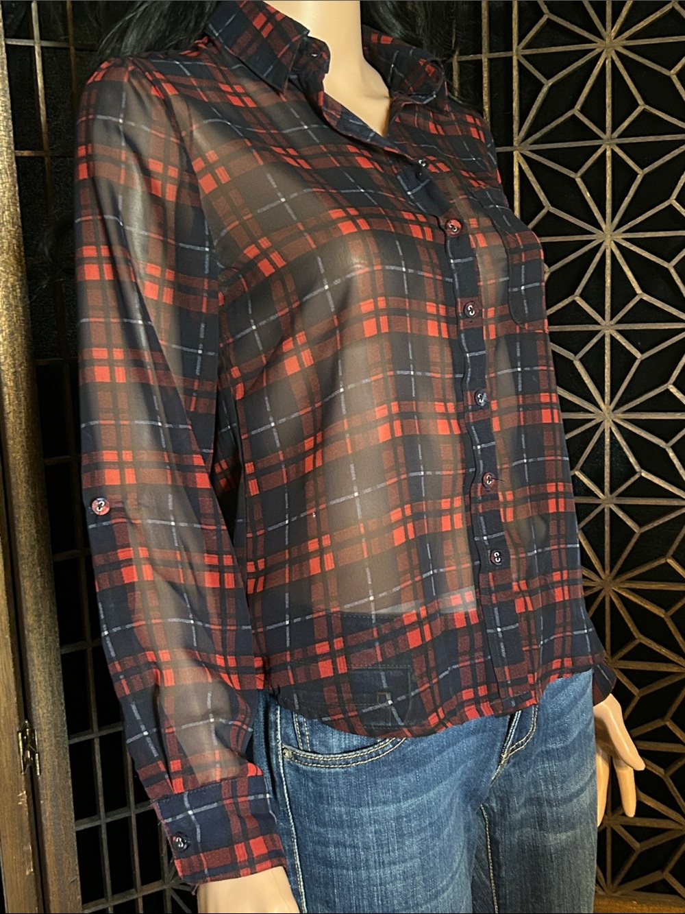 IN STYLE PLAID SHEER TOP S